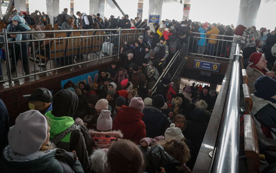 مغادرة المواطنون   من كييف