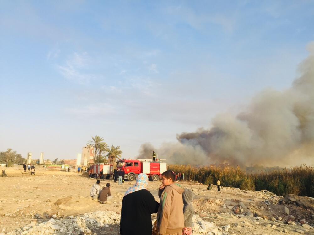 حريق هائل داخل أرض زراعية فى الإسماعيلية (13)