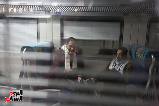 أول قطار درجة ثالثة مكيفة ينطلق من محطة مصر فى اتجاه أسوان (2)