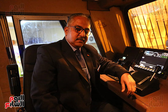 أول قطار درجة ثالثة مكيفة ينطلق من محطة مصر فى اتجاه أسوان (4)