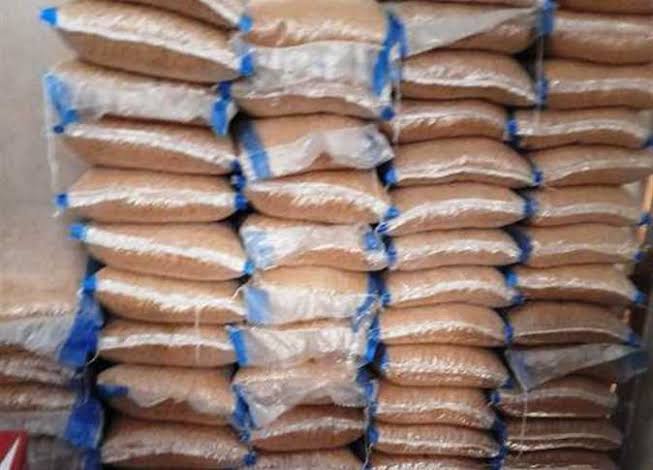 ضبط 145 طن أرز طعام و75 طن مكرونة بمخازن غير مرخصة (1)