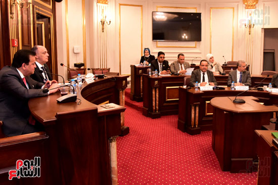 اجتماع لجنة المشروعات المتوسطة والصغيرة ومتناهية الصغر بمجلس النواب (4)