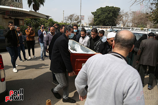 جنازة شقيق أحمد عبد العزيز  (5)