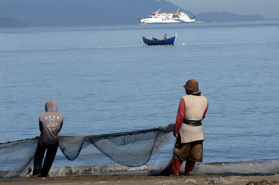 صيد الأسماك فى إندونيسيا