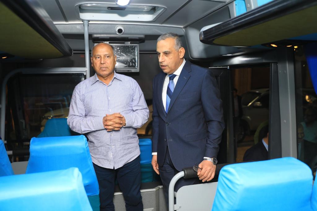 وزير النقل وتدشين خطوط النقل الجديدة بسوهاج (21)