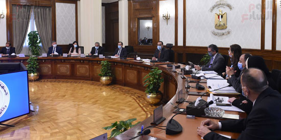 اجتماع المجموعة الوزارية الاقتصادية (4)