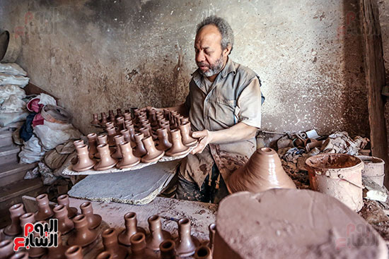 صناعة الفخار من الطين