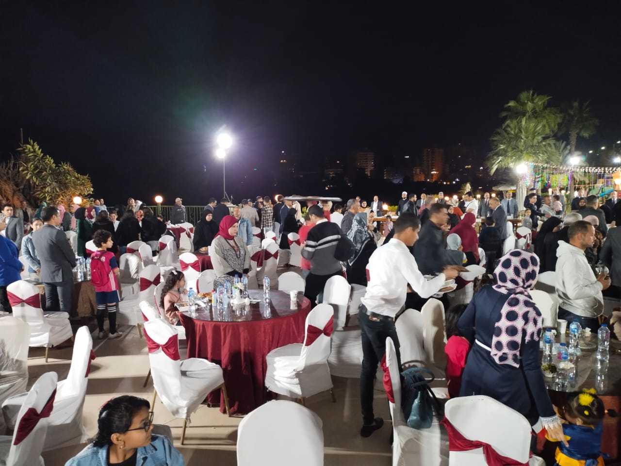 تكريم عدد من أسر الشهداء خلال حفل إفطار جماعى بالقليوبية (2)