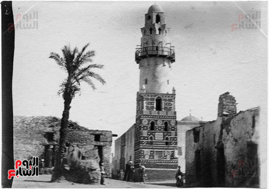 المسجد-العتيق-العمرى-فى-سوق-اسنا