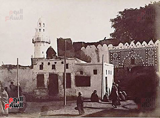 المسجد-العتيق-قديماً-بمدينة-اسنا