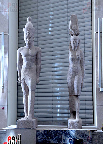 رئيس الوزراء يتفقد المتحف الكبير (8)