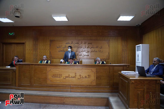 الحكم على محمود عزت  (2)