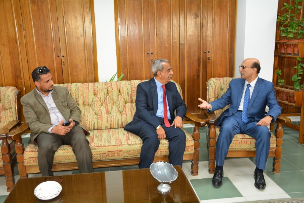 رئيس جامعة أسيوط يستقبل نظيره لجامعة أبين اليمنية لبحث سبل التعاون (25)