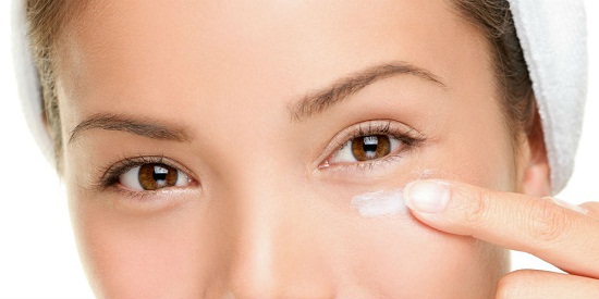 طرق طبيعية للتخلص من الهالات السوداء