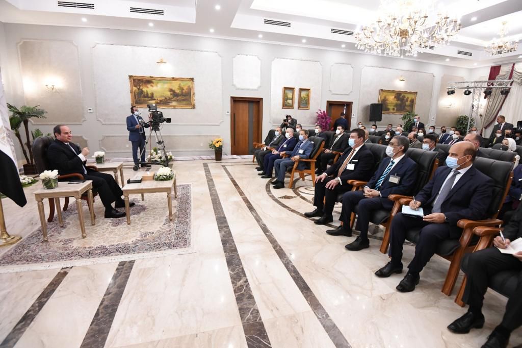 الرئيس السيسى يعقد لقاء موسعا مع الصحفيين والإعلاميين بعد جولته فى توشكى -  اليوم السابع