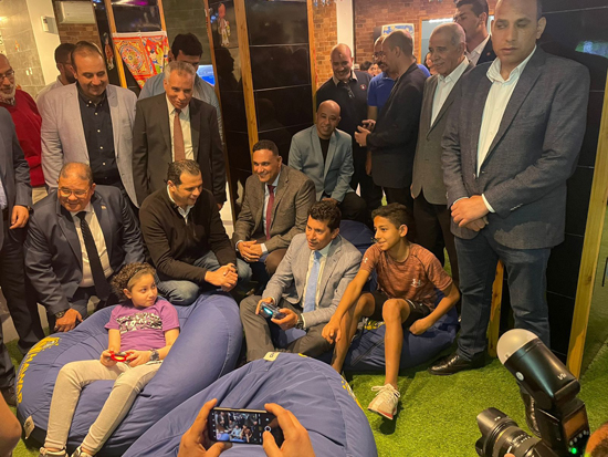 وزير الشباب والرياضة يتفقد نادى الحوار الرياضي في مستهل زيارته للدقهلية (6)