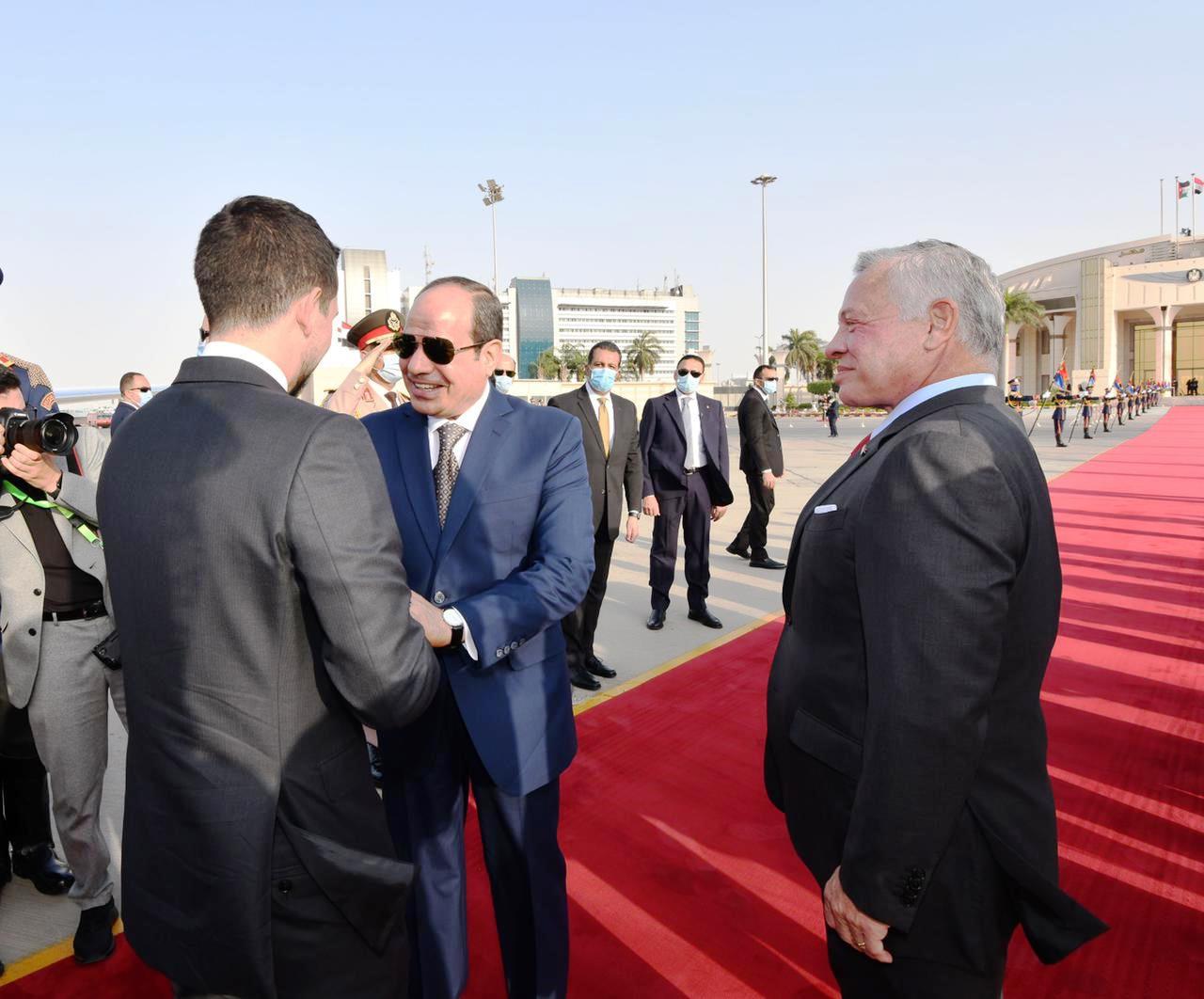 الرئيس السيسى والعاهل الأردنى وولى عهد أبو ظبى (1)