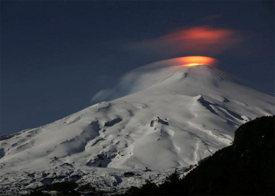 بركان فيلاريكا فى تشيلي