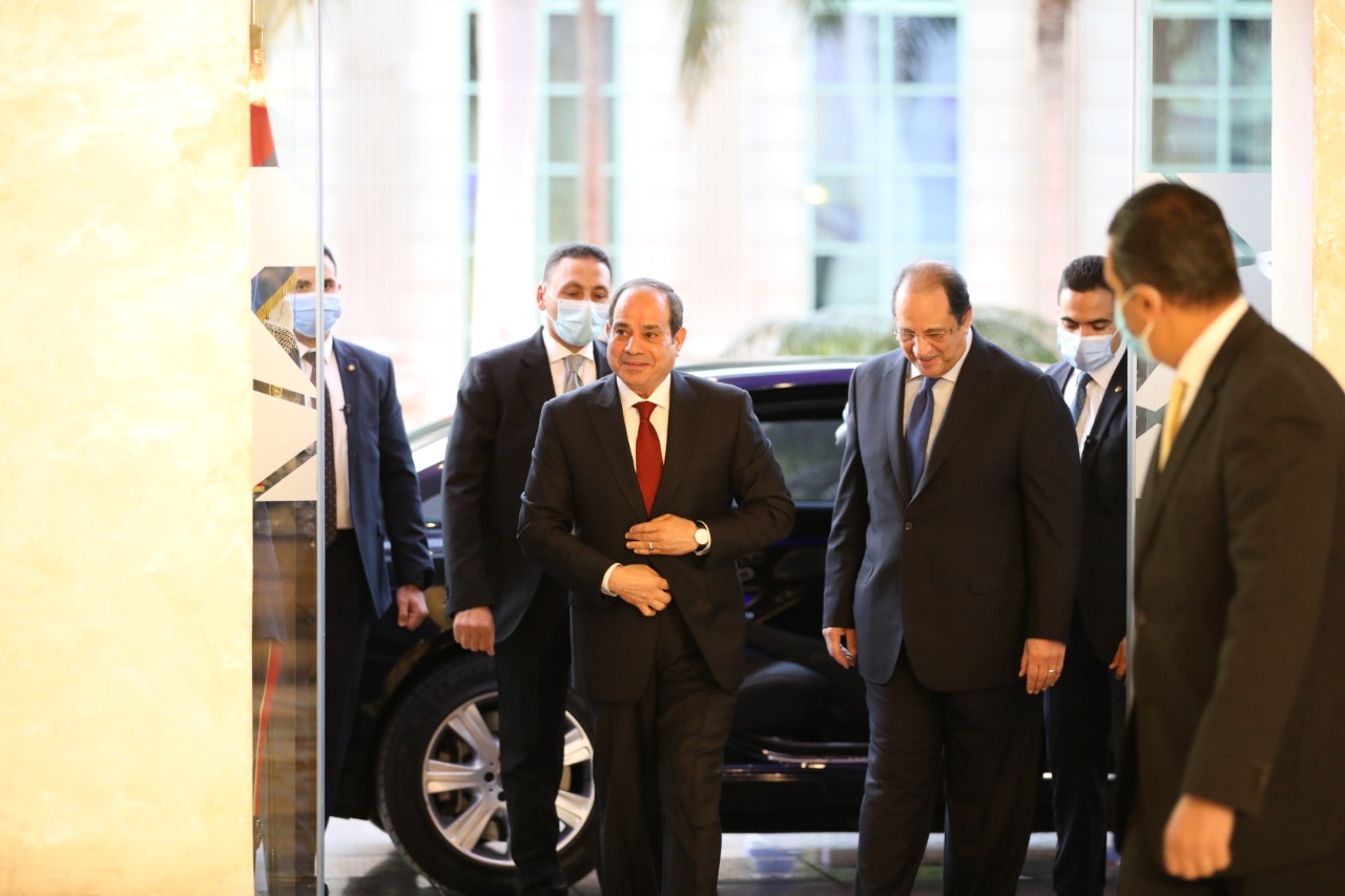 الرئيس السيسي يصل مقر انعقاد إفطار الأسرة المصرية