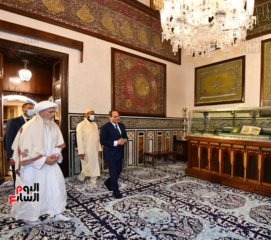 الرئيس السيسي يفتتح مسجد الحسين بعد التطوير (15)
