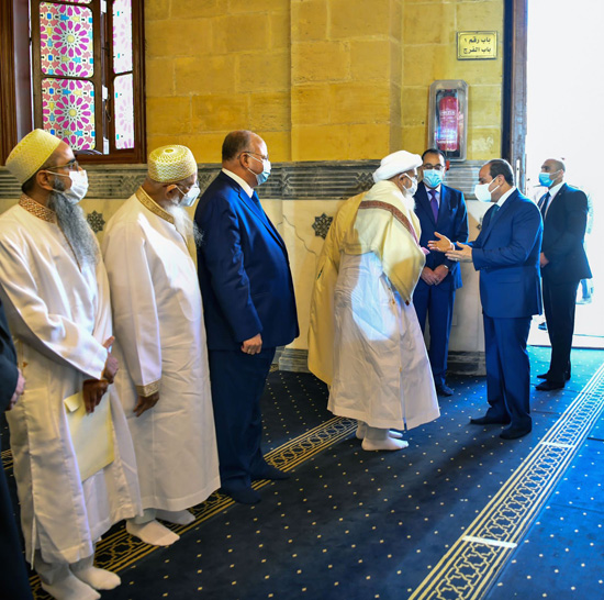 الرئيس السيسى يفتتح مسجد سيدنا الحسين بعد تجديده (2)