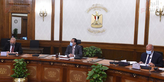 رئيس الوزراء يتابع تنفيذ مشروعات الإسكان والطرق والمحاور بالإسكندرية (3)