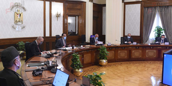 رئيس الوزراء يتابع تنفيذ مشروعات الإسكان والطرق والمحاور بالإسكندرية (2)