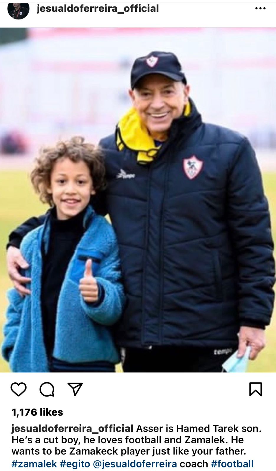 أخبار الدوري | فيريرا مع نجل طارق حامد : يحب الكرة والزمالك ويريد أن يصبح مثل والده ١