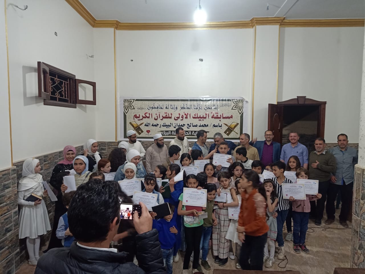 عائلة بالعريش تنظم حفل تكريم لأبنائها من حفظة القرآن الكريم  (2)
