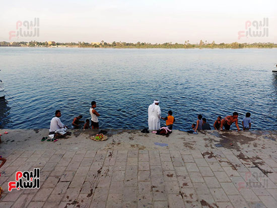 سباحة-الاطفال-فى-النيل