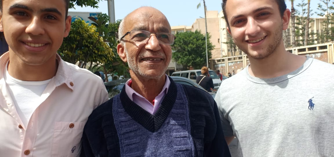عم أحمد أكبر طالب فى كلية حقوق الإسكندرية (6)