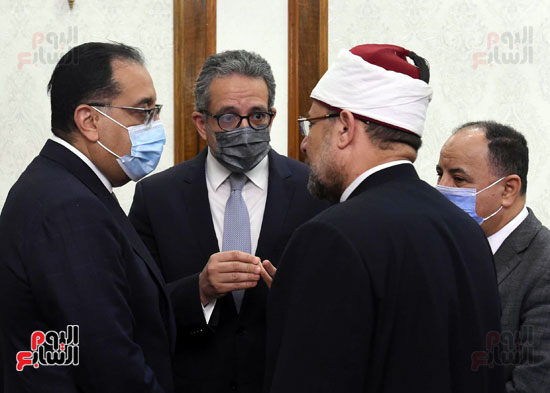 مجلس الوزراء (2)