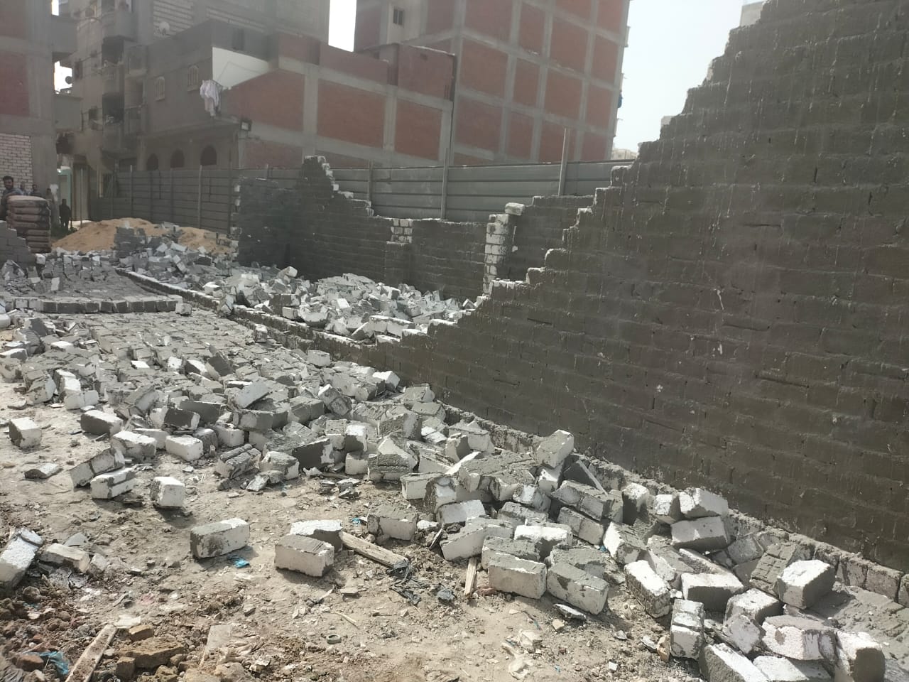 حملات مكبرة لإيقاف أعمال البناء المخالف بنطاق أحياء الإسكندرية (2)