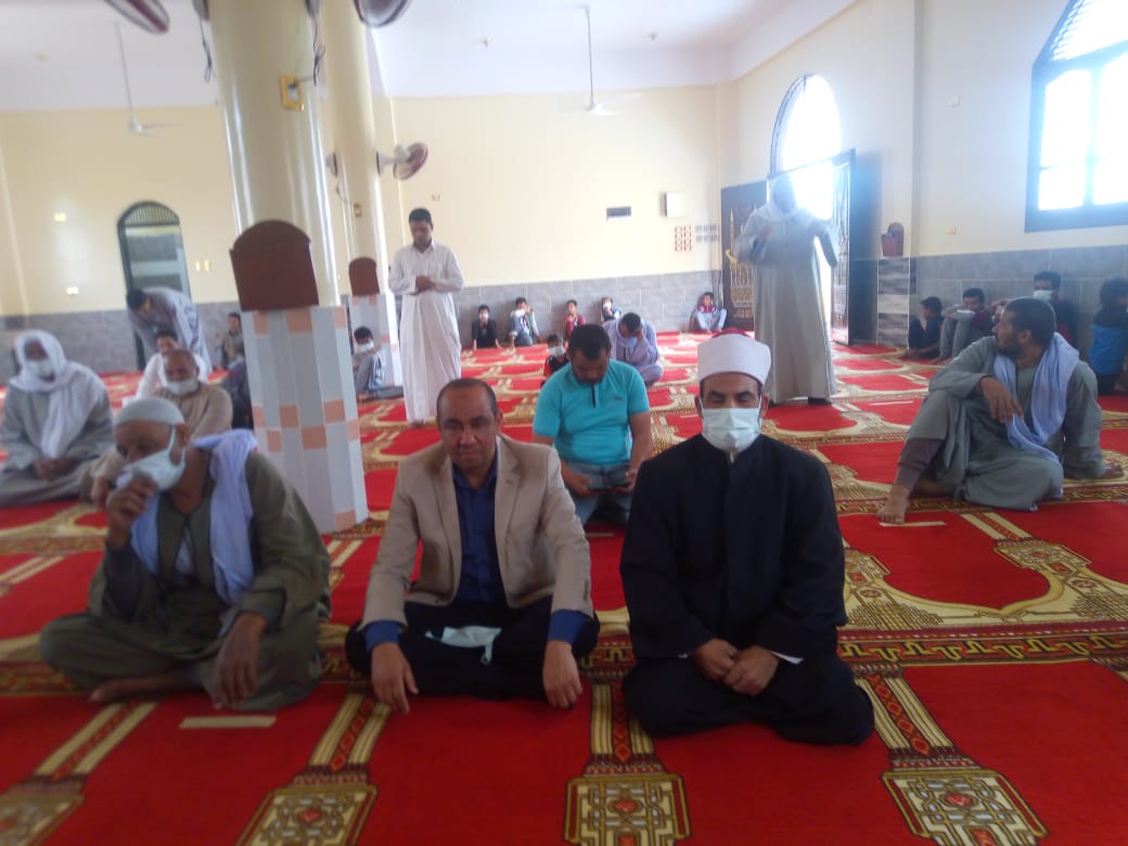  رؤساء الوحدات المحلية في افتتاح مساجد بقرى الفشن واهناسيا   (1)