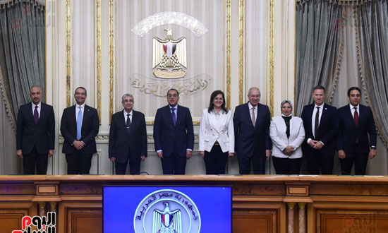 رئيس الوزراء يشهد توقيع تعاون لإنتاج 300 ألف طن (6)