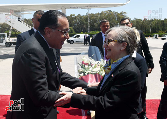 رئيسة وزراء تونس ترحب بالدكتور مصطفى مدبولى