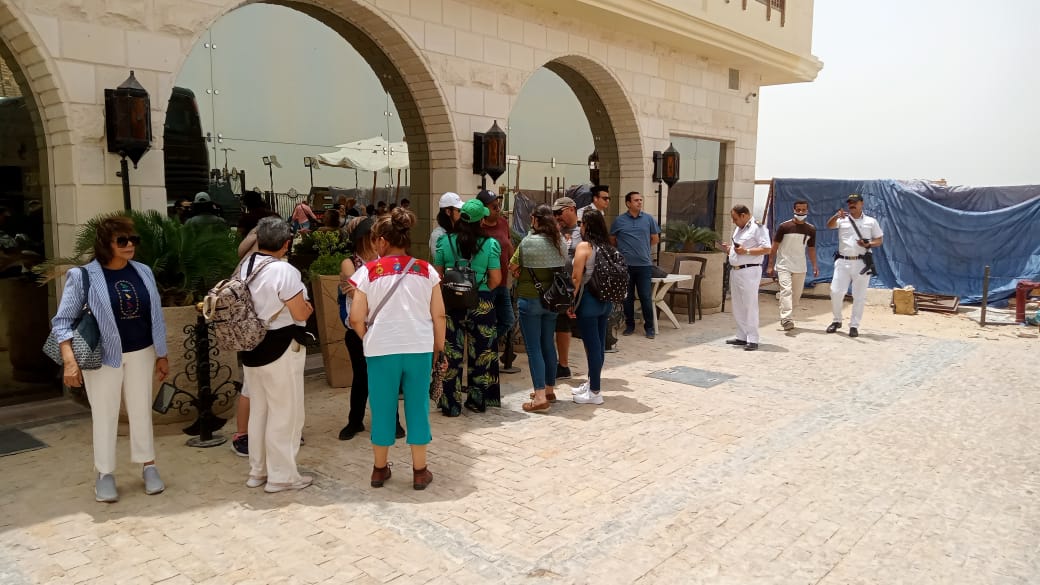 زيارة الوفد السياحى (2)