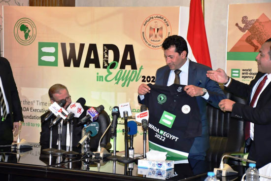 وزير الرياضة يعلن أن مصر ستستضيف اجتماعات الوكالة العالمية لمكافحة المنشطات (10)
