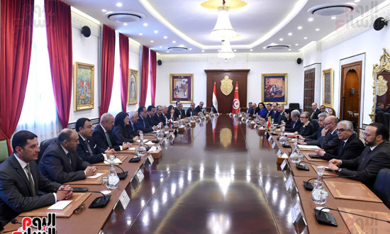 جانب من الاجتماع (1)