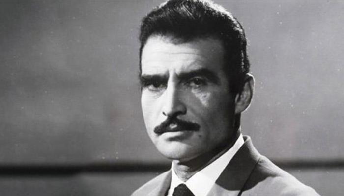 الفنان أحمد مظهر الفنان أحمد مظهر