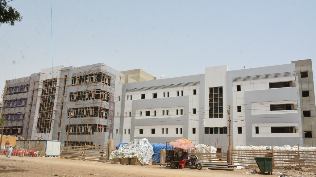 أعمال تطوير مستشفى ساقلته بسوهاج (5)
