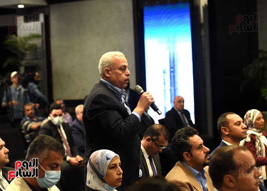 المؤتمر الصحفي العالمى، الذى عقدته الحكومة المصرية لإعلان رؤية الدولة فى التعامل مع الأزمة الاقتصادية العالمية (5)