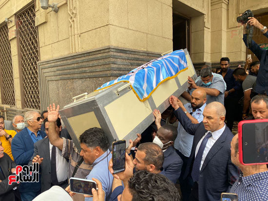 سامح شكرى وعمرو موسى فى جنازة صلاح منتصر  (8)