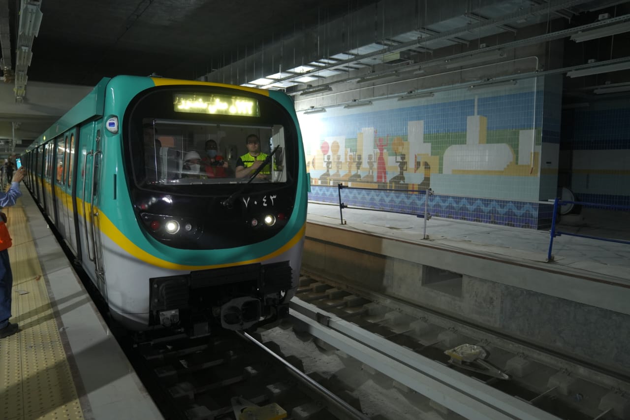 تجربة لتسيير قطار مترو بدون ركاب من محطة ناصر للكيت كات