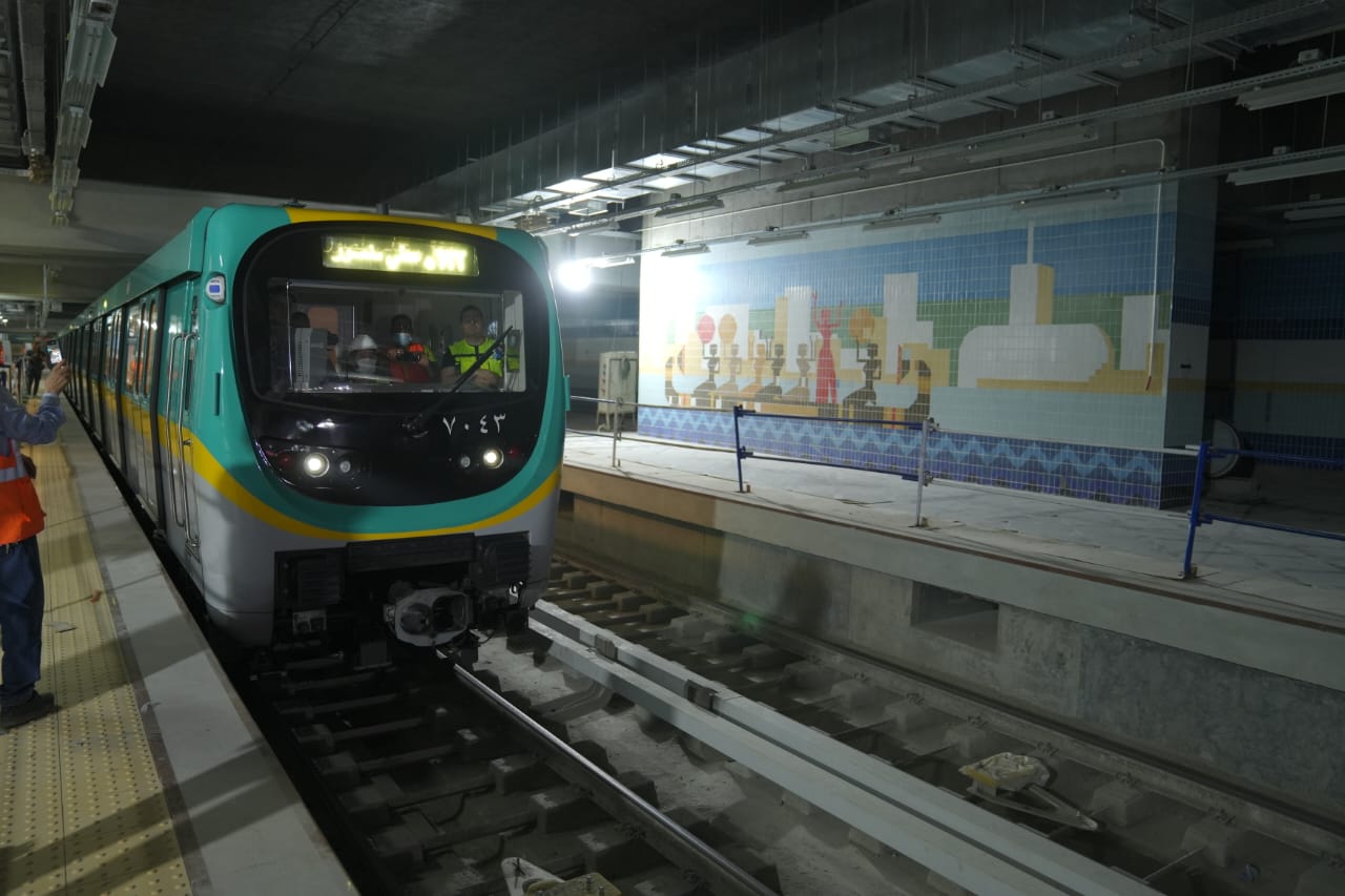 أول تجربة لتسيير مترو بدون ركاب من محطة ناصر للكيت كات