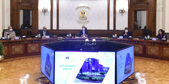 رئيس الوزراء يتابع الموقف التنفيذي لمشروعات العاصمة الإدارية الجديدة  (6)