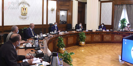 رئيس الوزراء يتابع الموقف التنفيذي لمشروعات العاصمة الإدارية الجديدة  (2)