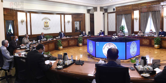 رئيس الوزراء يتابع الموقف التنفيذي لمشروعات العاصمة الإدارية الجديدة  (3)