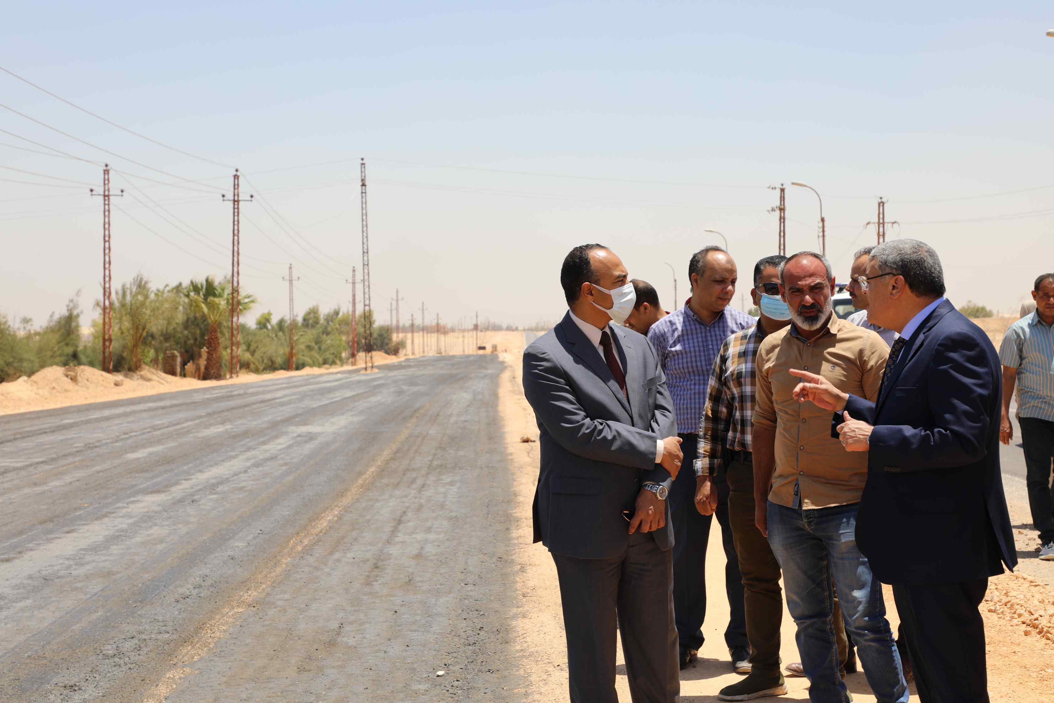 محافظ المنيا يتفقد محطة معالجة الصرف الصحى بالصحراوى الغربى تمهيدا لتشغيلها رسميا (9)