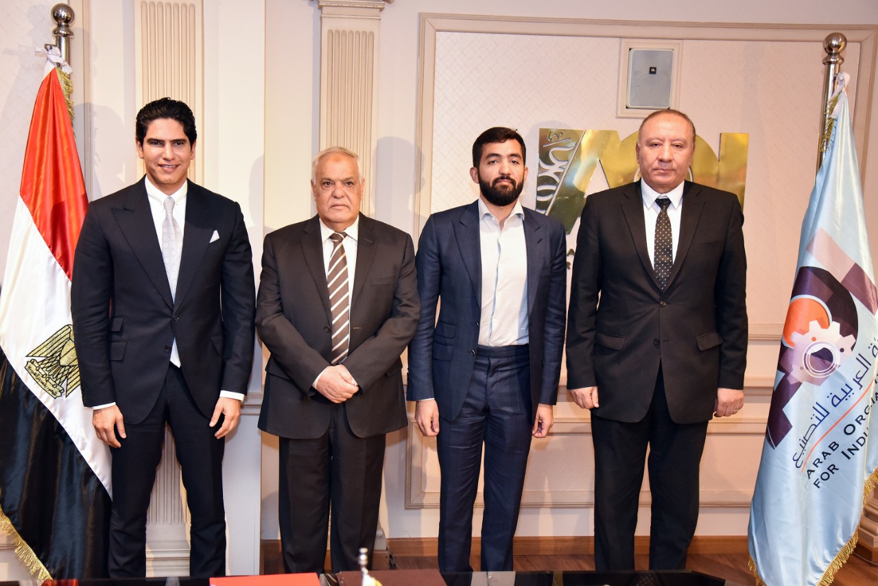 العربية للتصنيع تتعاون مع  المصريين للإستثمار  و شركة إماراتية لتوطين المركبات الكهربائية  (1)